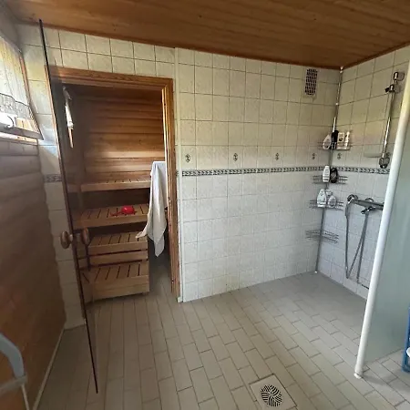 Maalaistalo, Pienessae Kylaessae, Vakkilassa * Huittinen