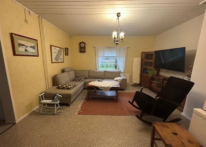 Maalaistalo, Pienessae Kylaessae, Vakkilassa Hébergement de vacances *